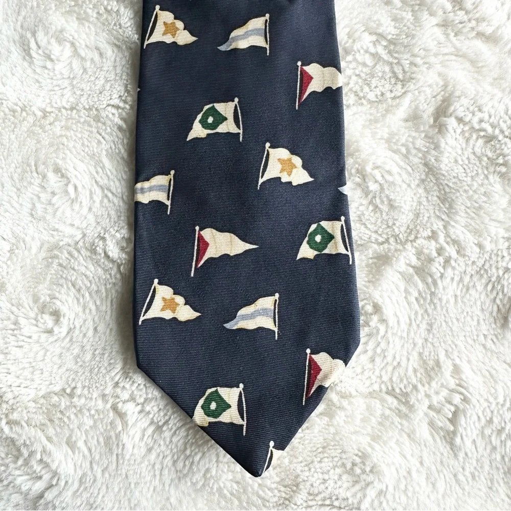 Vintage Gap Necktie Mens Navy Silk Nautical Flags Sailing Boat Coastal Preppy